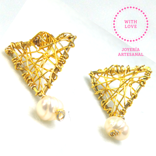 Imagen de Aretes de Triángulo con perla cultivada colgante
